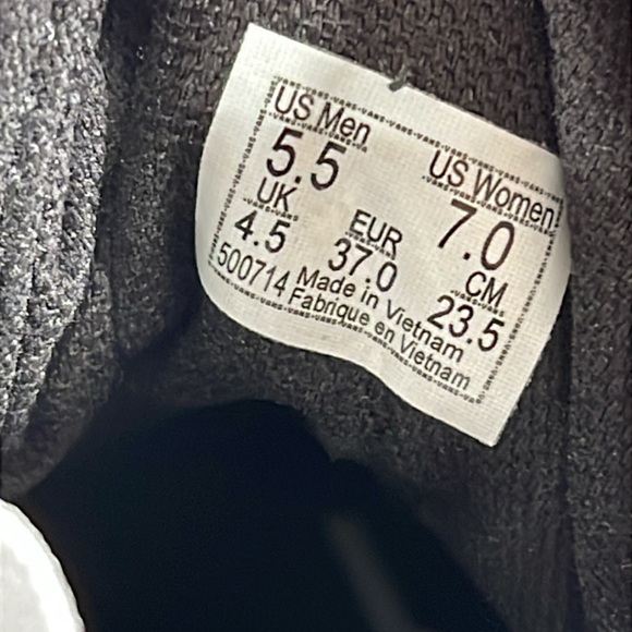 VANS OLD SKOOL 'BOLT BLACK/SILVER GLITTER UNISEX SIDEWALL BLACK' UNISEX MSRP $90 - Picture 12 of 14